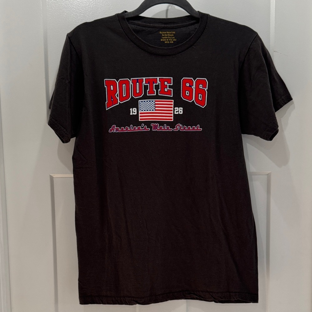 Route 66 Gray Graphic Tee with American Flag Size Medium